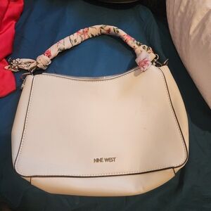 Handbag for women (pre-owned, not authentic)